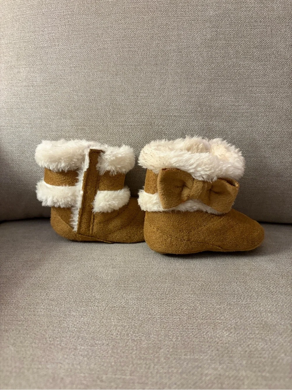 Cozy Faux-Suede Baby Booties with Fur Trim and Bow - Camel
